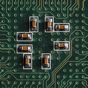 三星貼片電容代理商需要了解電容嗎？